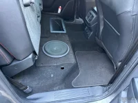 Ford Ranger HELIX 25cm Subwoofer unter der Rückbank