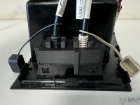 VW T6.1 Halter für Doppel USB-A Buchsen neben Becherhalter