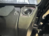 Landrover Defender Audison Breitbandlautsprecher Set fürs Armaturenbrett