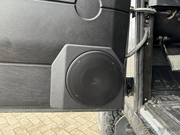 Landrover Defender Audison Tieftonlautsprecher-Set für die Türen