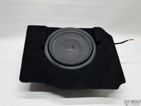 Mercedes SLK SLC R171 & R172 25cm Fußraumsubwoofer  mit Helix IK 10 1 x 2 Ohm