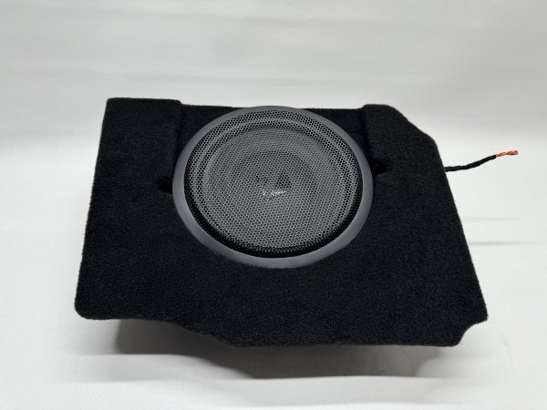 Mercedes SLK SLC R172 25cm Fußraumsubwoofer  mit Helix IK 10 SVC 2