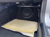 Mercedes SLK SLC R171 & R172 25cm Fußraumsubwoofer  mit Helix IK 10 1 x 2 Ohm