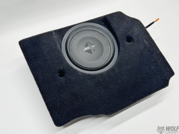 Mercedes SLK SLC R171 & R172 20cm Fußraumsubwoofer  mit Helix IK 8 2 x 2 Ohm