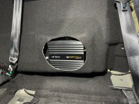 Ford Ranger Endstufenhalter für Match Endstufen Rückbank Links