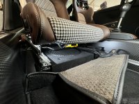 Porsche G Model Untersitz Subwoofer