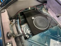 Porsche 928 Reseverad Subwoofer 25cm geschlossen