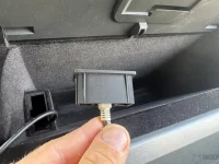VW T6 (und andere) Halter für eine USB-A Buchse im...