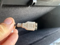 VW T6 Halter für eine USB-A Buchse über dem Zigarettenanzünder