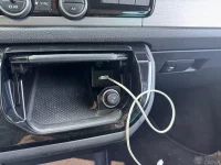 VW T6 Halter für eine USB-A Buchse über dem Zigarettenanzünder