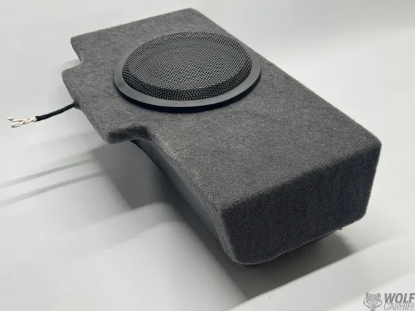 Ineos Grenadier 20cm Untersitz Subwoofer geschlossen